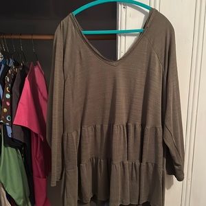Tiered tunic top